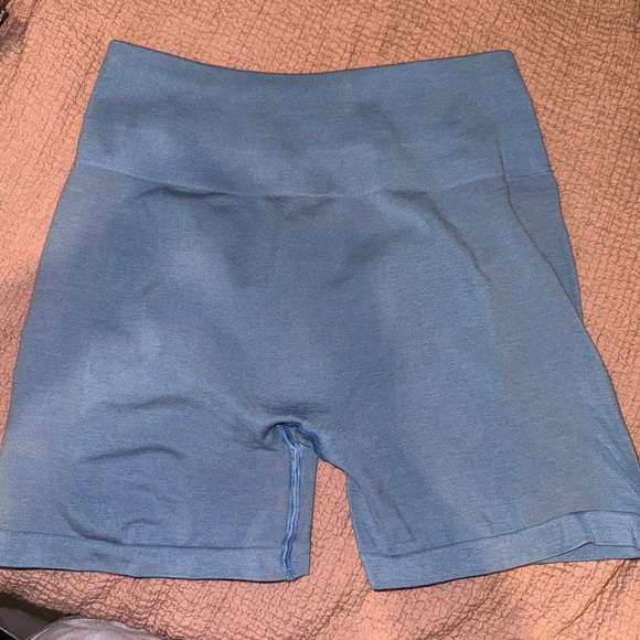 Alphalete Pants - Amplify shorts